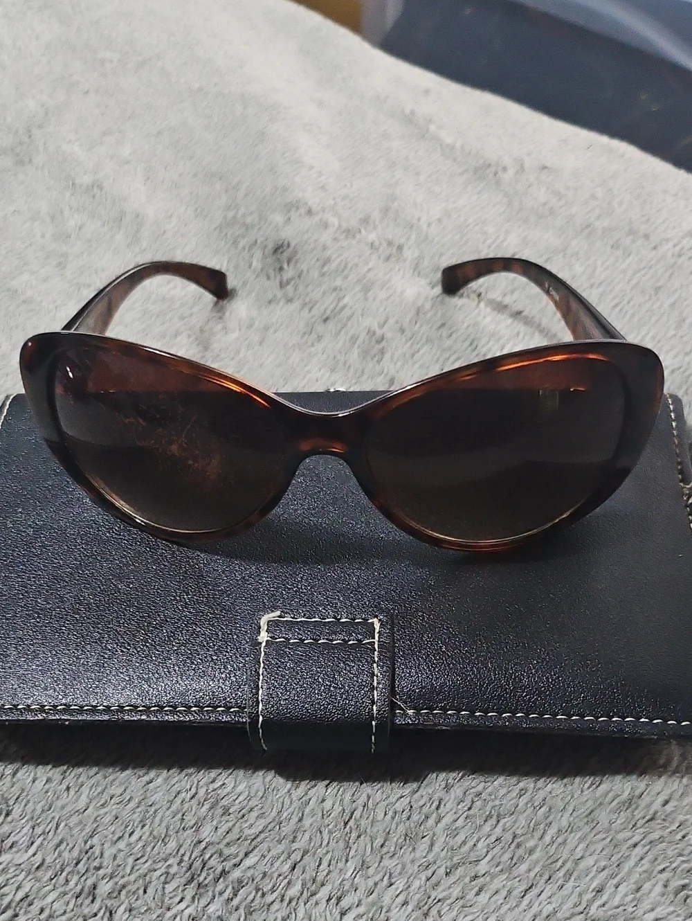 Tory Burch? Cat Eye Womens Designer Sunglasses
